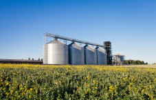 Silo firefighting with CO₂